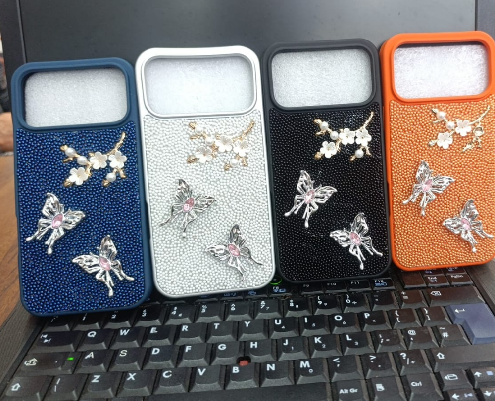 Crystal Butterfly & Pearl iPhone 17 PRO MAX Case